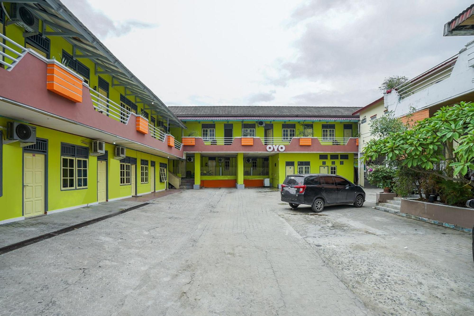 Oyo 2177 Trikora Indah Residence Palembang Luaran gambar