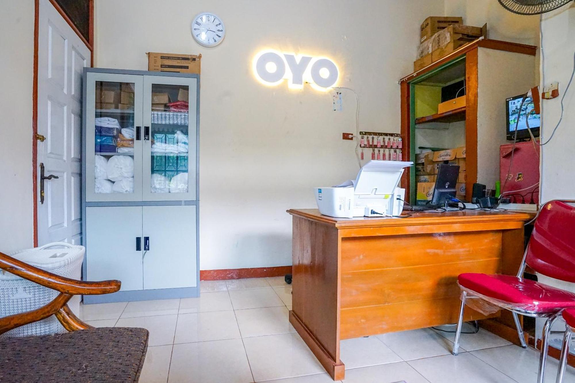 Oyo 2177 Trikora Indah Residence Palembang Luaran gambar